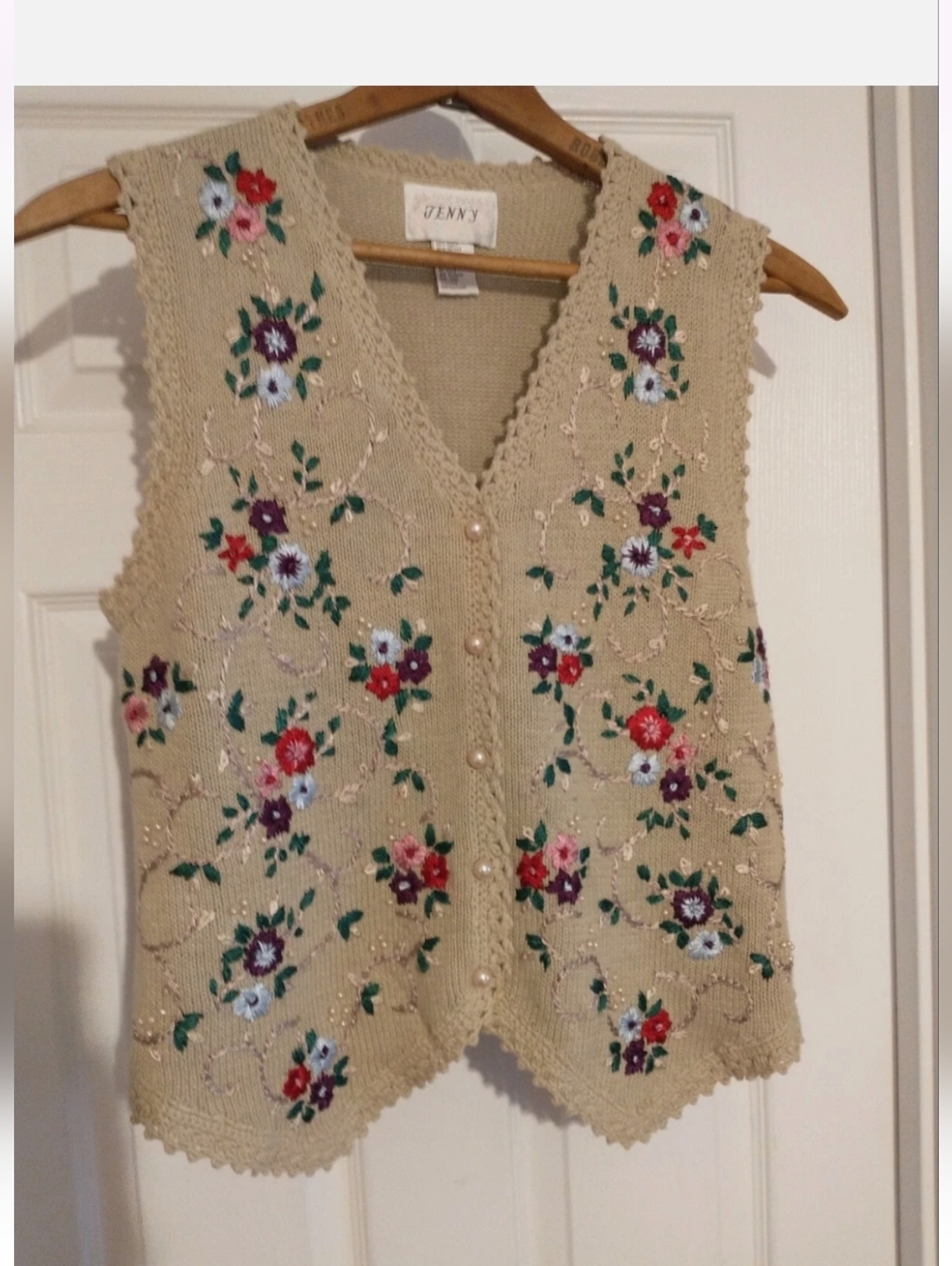 Jenny Vintage Cream Floral Embroidered V-Neck Cardigan Sweater - Picture 10 of 10